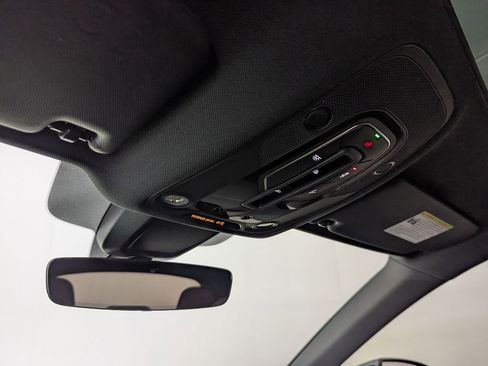 Used 2022 Audi Q5 2.0T Premium w/ Convenience Package image 16