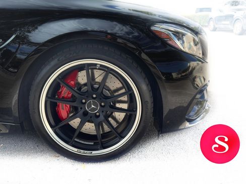 Used 2018 Mercedes-Benz C 63 AMG S w/ Multimedia Package image 13