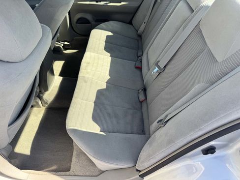 Used 2006 Nissan Altima 3.5 SE FWD image 30