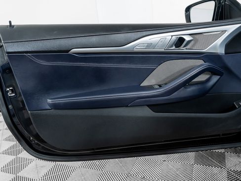 Used 2023 BMW M850i xDrive Convertible image 43