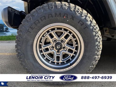 Used 2020 Jeep Gladiator Rubicon w/ Trailer Tow Package image 9