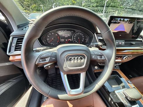 Used 2022 Audi Q5 2.0T Premium w/ Convenience Package AWD/4WD image 23