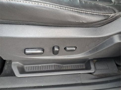 Used 2013 Ford C-MAX SEL image 14