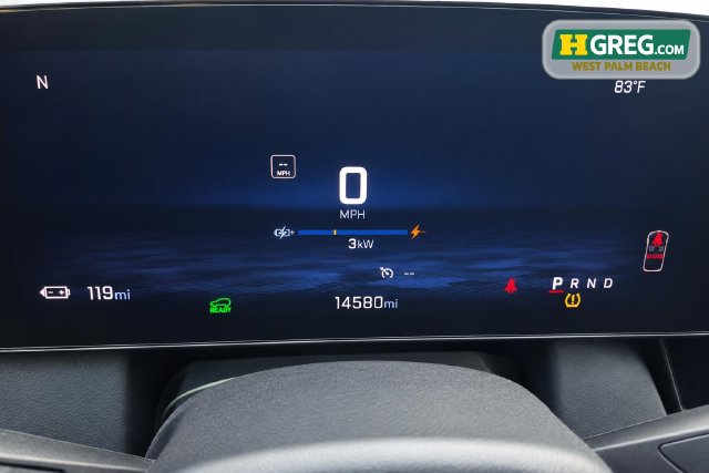Used 2024 Chevrolet Equinox EV LT FWD image 15