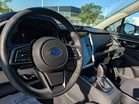 Certified 2025 Subaru Outback Limited AWD/4WD image 28
