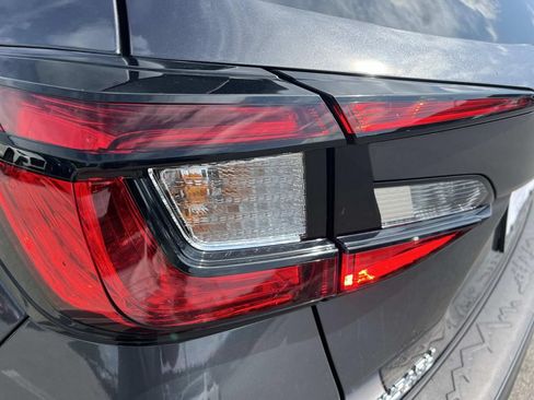 Certified 2024 Subaru Crosstrek 2.0i AWD/4WD image 10