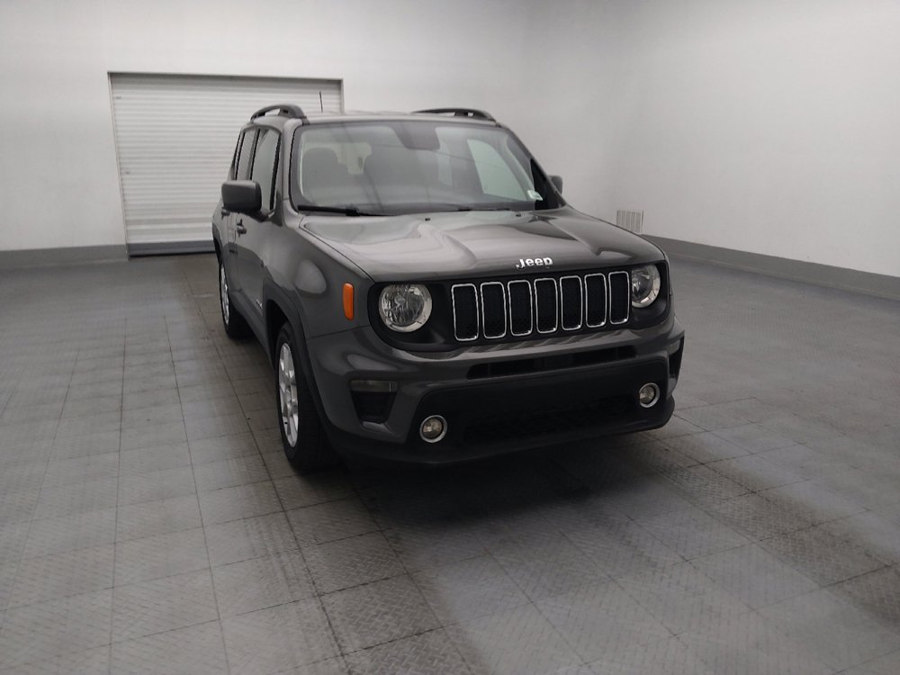 Used 2020 Jeep Renegade Latitude FWD image 14