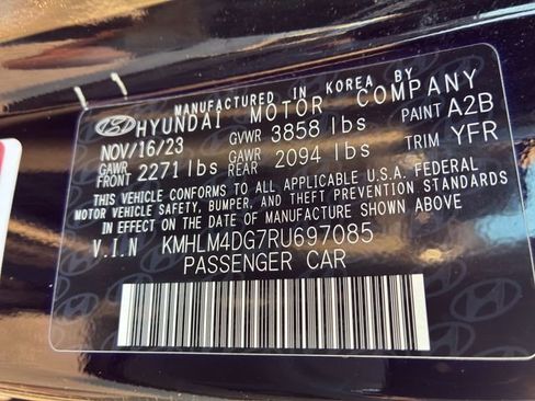 Used 2024 Hyundai Elantra SEL FWD image 16