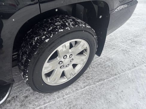 Used 2013 GMC Yukon Denali image 9