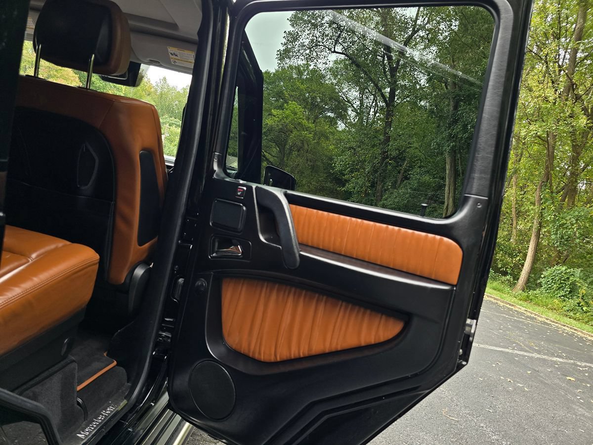 Used 2016 Mercedes-Benz G 550 image 23