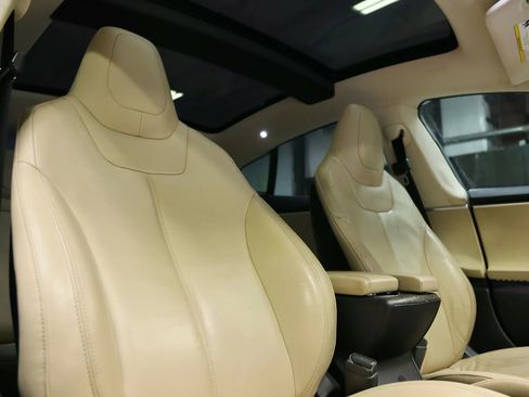 Used 2013 Tesla Model S image 21