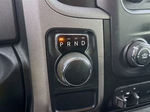 Used 2016 RAM 1500 Express RWD image 18