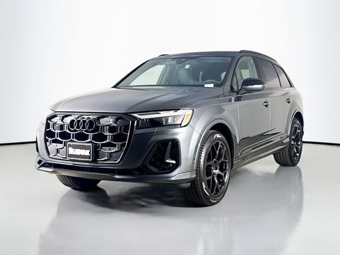 New 2026 Audi SQ7 Premium Plus AWD/4WD image 3