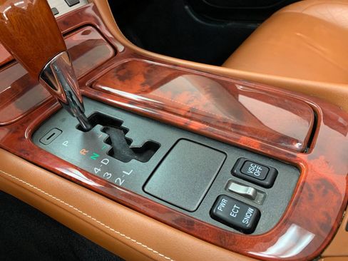 Used 2003 Lexus SC 430 Convertible image 11