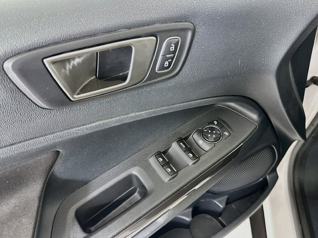 Used 2020 Ford EcoSport SE AWD/4WD image 19