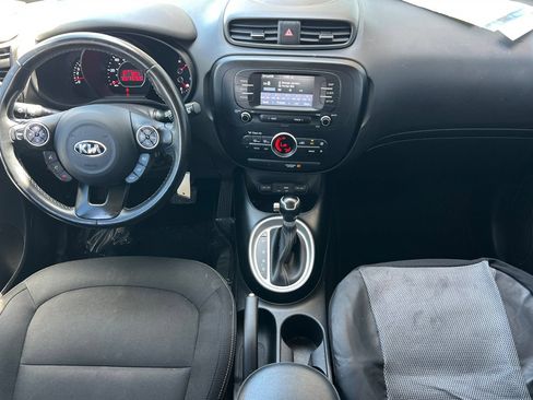Used 2017 Kia Soul + w/ Designer's Package FWD image 14