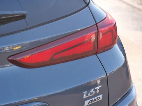 Certified 2023 Hyundai Kona Limited image 17