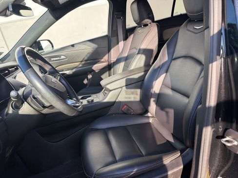 Used 2021 Cadillac XT4 Sport image 10