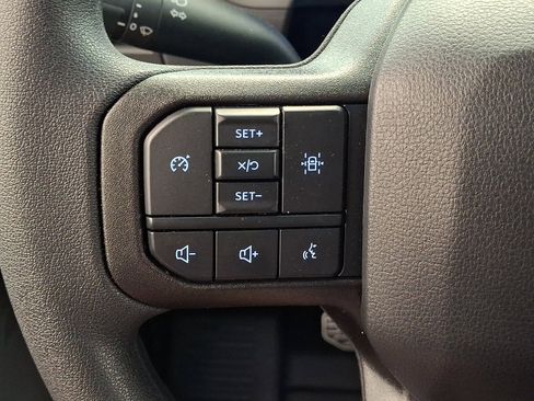 Used 2025 Ford F150 XL AWD/4WD image 17