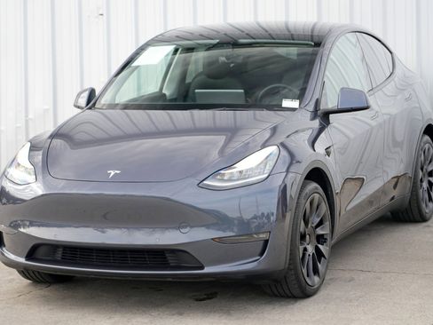 Used 2021 Tesla Model Y Long Range image 49