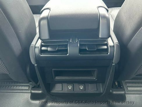 Used 2023 Land Rover Defender 110 X-Dynamic SE AWD/4WD image 61