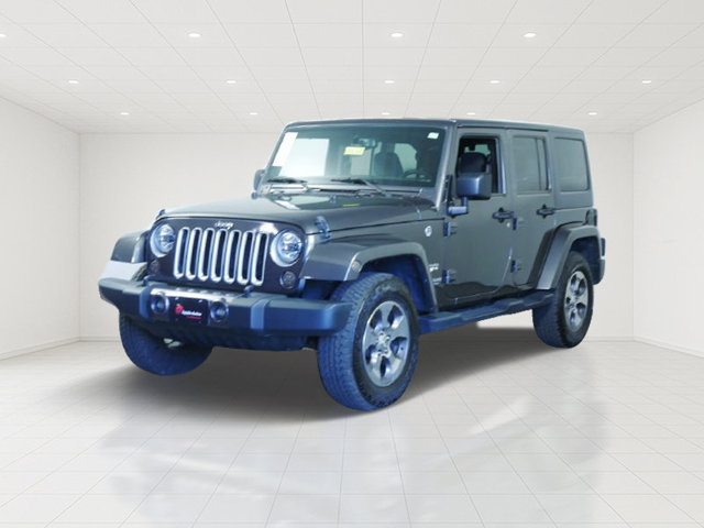 Used 2017 Jeep Wrangler Unlimited Sahara AWD/4WD image 3
