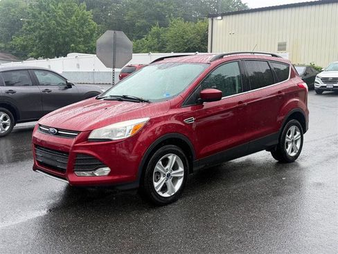 Used 2016 Ford Escape SE w/ Equipment Group 201A AWD/4WD image 3
