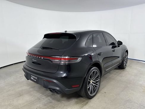 Certified 2024 Porsche Macan w/ Premium Plus Package AWD/4WD image 7