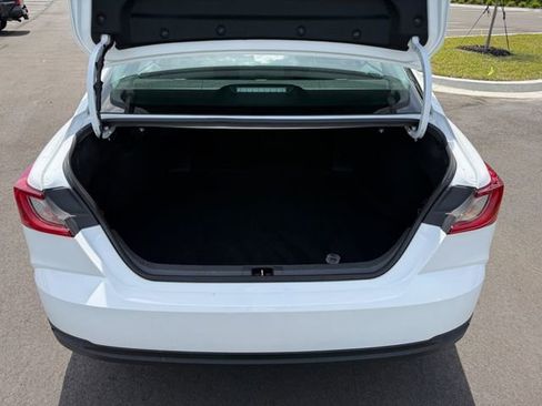 Used 2026 Toyota Camry LE image 5