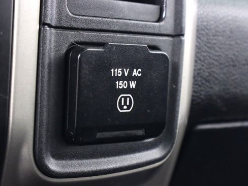 Used 2017 RAM 1500 Big Horn AWD/4WD image 23