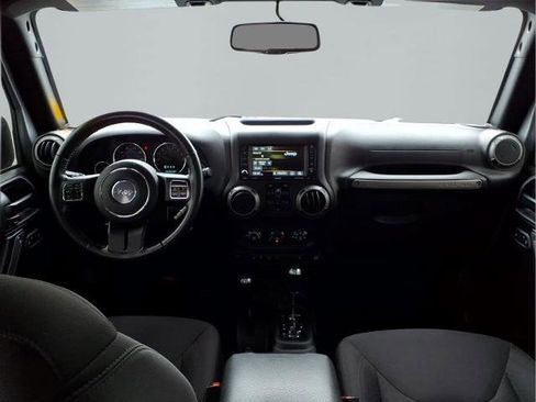 Used 2017 Jeep Wrangler Unlimited Sport w/ Quick Order Package 24S AWD/4WD image 8