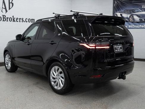 Used 2023 Land Rover Discovery S R-Dynamic image 44