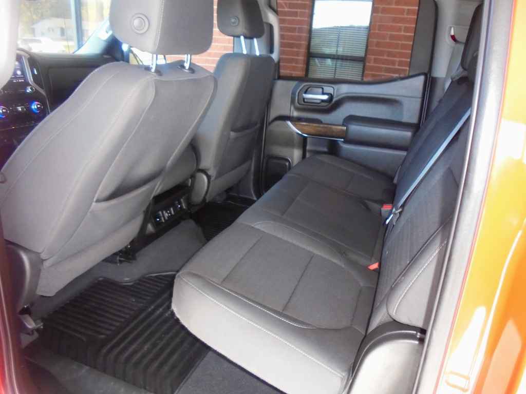 Used 2021 GMC Sierra 1500 SLE AWD/4WD image 9
