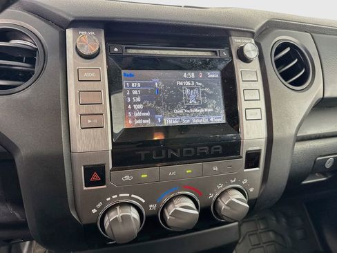 Used 2014 Toyota Tundra SR image 18