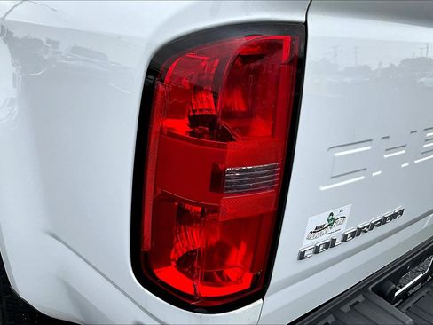 Used 2022 Chevrolet Colorado LT w/ Fleet Safety Package image 28