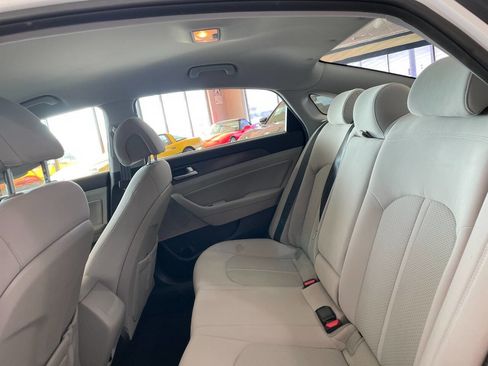 Used 2016 Hyundai Sonata Sport image 18