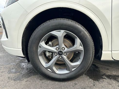 Used 2024 Ford Escape ST-Line Select image 12