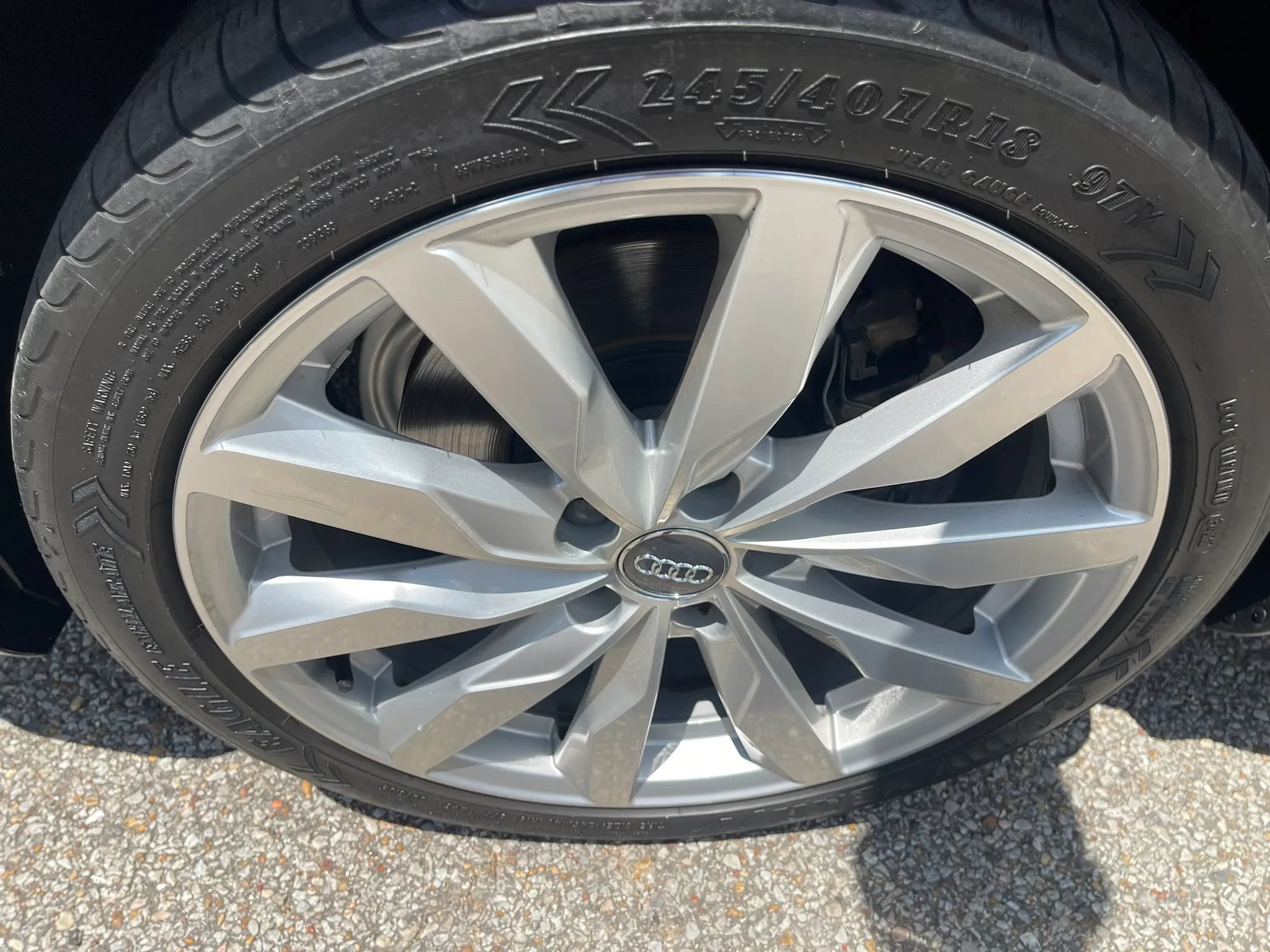 Used 2017 Audi A4 2.0T Ultra Premium w/ Convenience Package FWD image 9