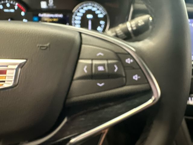 Certified 2025 Cadillac XT5 Premium Luxury AWD/4WD image 15