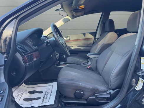 Used 2012 Mitsubishi Galant ES image 11