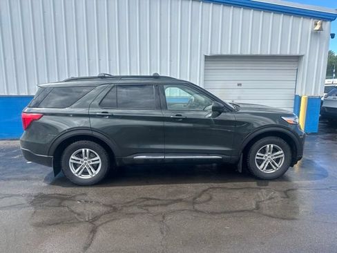Used 2022 Ford Explorer XLT w/ Equipment Group 202A AWD/4WD image 1