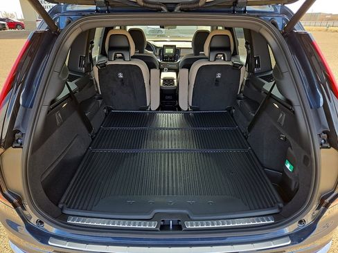 New 2026 Volvo XC90 B6 Plus w/ Protection Package Premier image 11