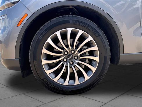 Used 2022 Lincoln Aviator Reserve w/ Elements Package Plus RWD image 11