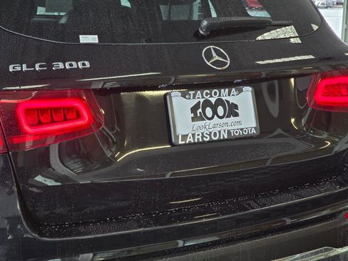 Used 2022 Mercedes-Benz GLC 300 image 12