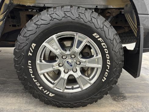 Used 2015 Ford F150 XLT w/ Equipment Group 302A Luxury AWD/4WD image 21