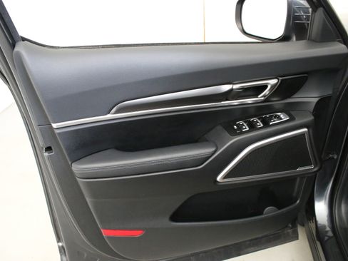 Used 2024 Kia Telluride S w/ S Sunroof Package image 21