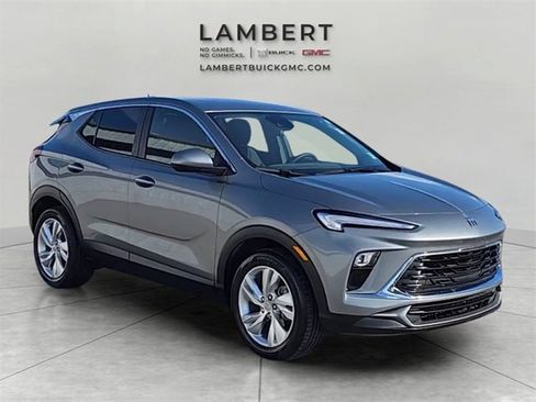 Used 2024 Buick Encore GX Preferred w/ Comfort Package image 7