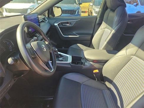 Used 2025 Toyota RAV4 XSE image 19