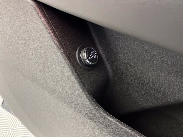 Used 2023 Cadillac XT6 Premium Luxury FWD image 34
