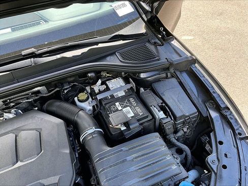 Used 2024 Volkswagen GTI SE FWD image 30